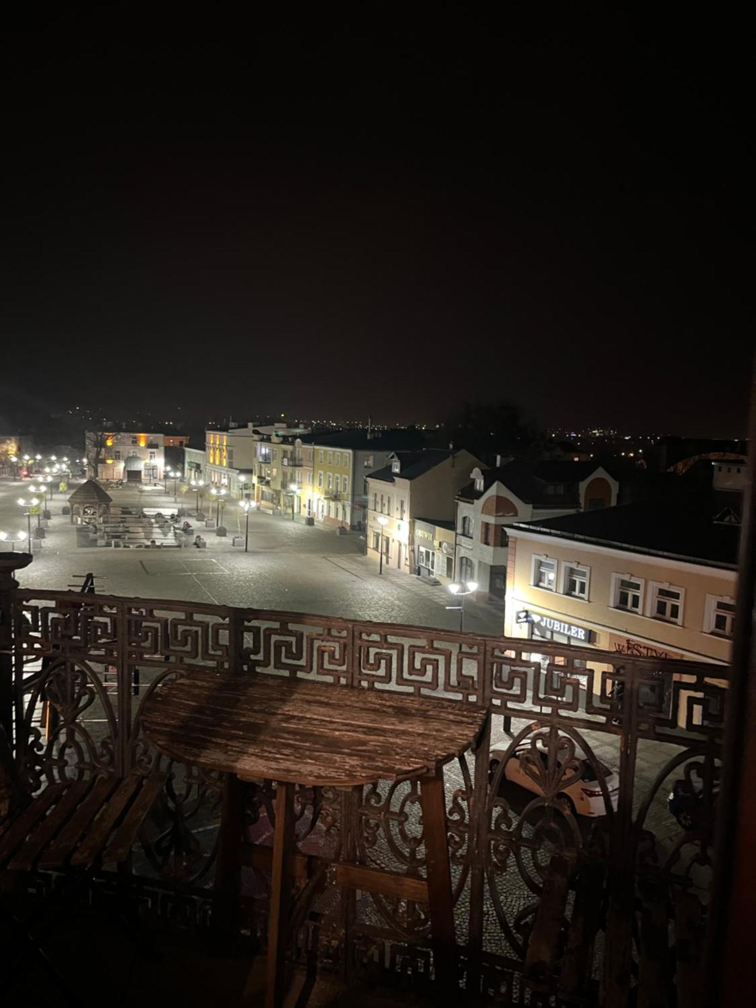 Apartamenty Luczkowskiego Z Widokiem Na Studnie 4 Chełm Exterior foto
